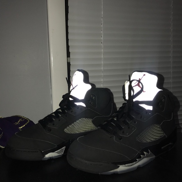 jordan 5 metallics - Picture 3 of 5